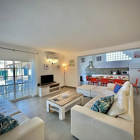 Summer 2 With Pool By Homing Villa *